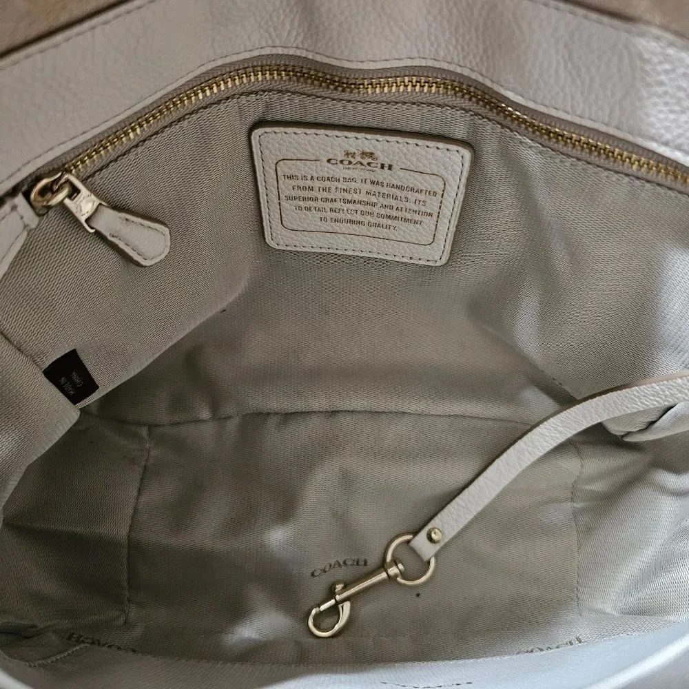 Coach White Leather Dakota Crossbody Bag with Fringe and Chain Trim - Picture 8 of 16